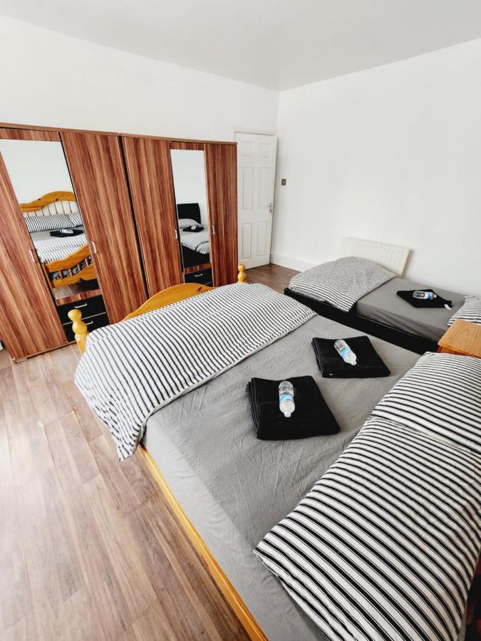 Affordable Private Rooms In Wembley Лондон Экстерьер фото